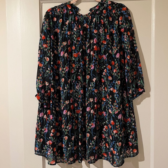 Zara Dresses & Skirts - Cutest Zara floral mini